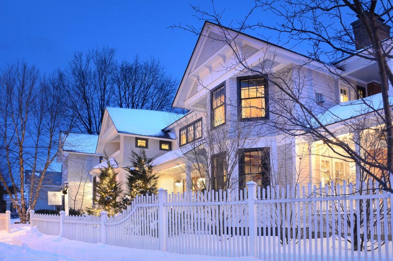 The Springwater Bed And Breakfast Saratoga Springs Bagian luar foto