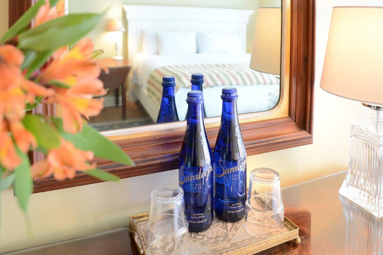 The Springwater Bed And Breakfast Saratoga Springs Bagian luar foto