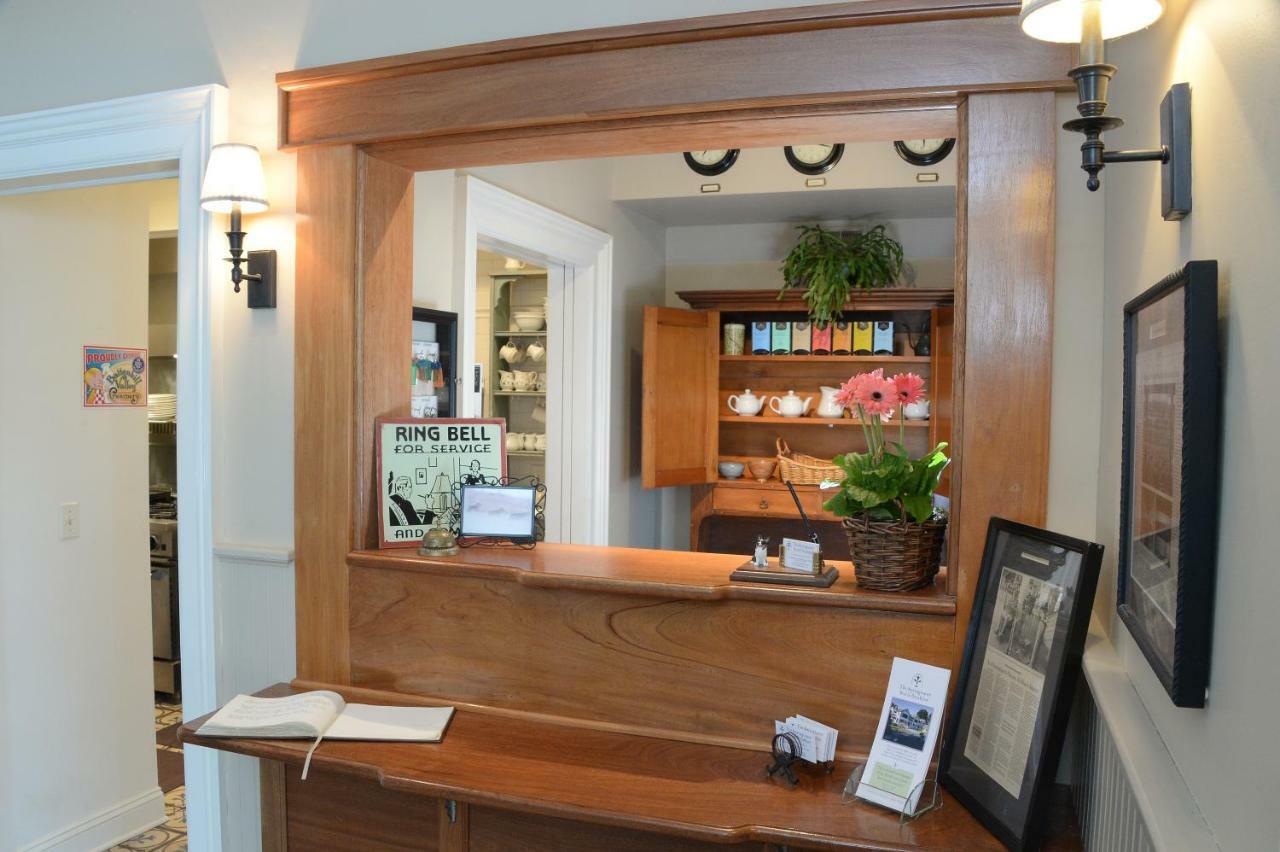 The Springwater Bed And Breakfast Saratoga Springs Bagian luar foto