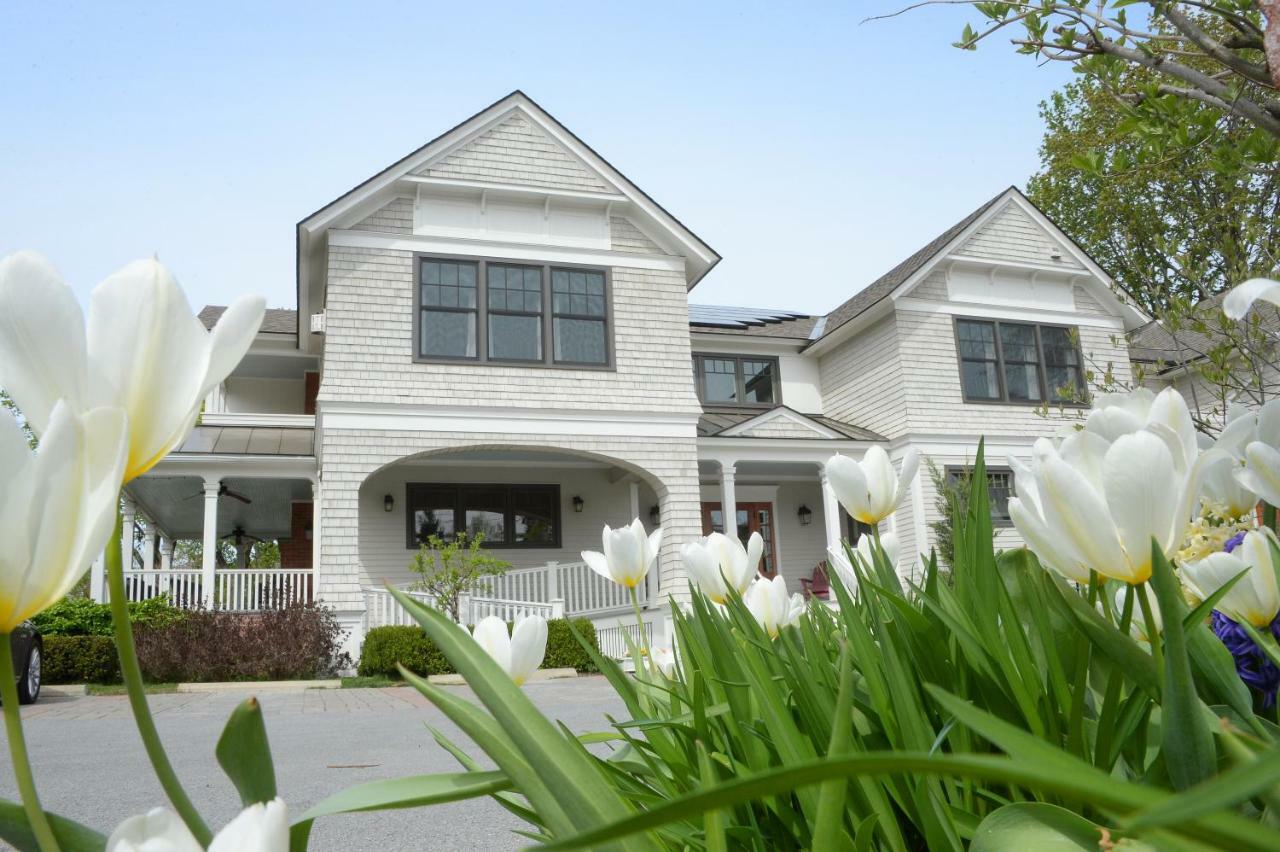 The Springwater Bed And Breakfast Saratoga Springs Bagian luar foto