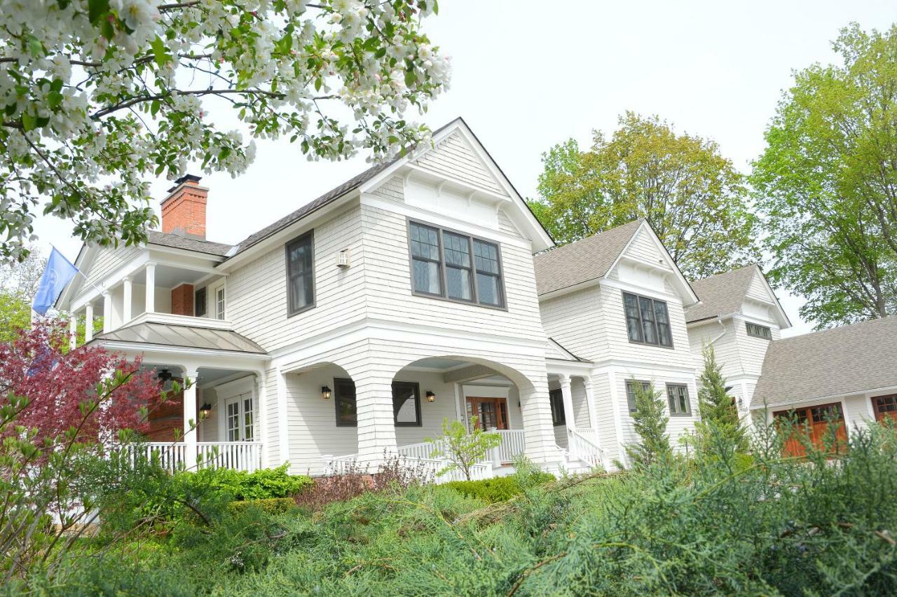 The Springwater Bed And Breakfast Saratoga Springs Bagian luar foto