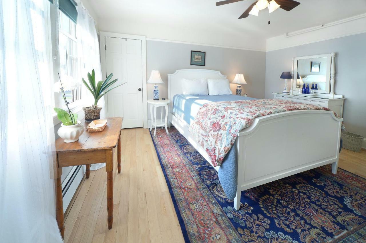 The Springwater Bed And Breakfast Saratoga Springs Bagian luar foto