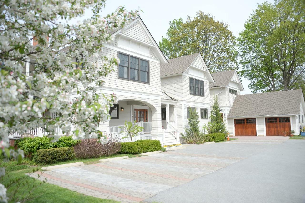 The Springwater Bed And Breakfast Saratoga Springs Bagian luar foto